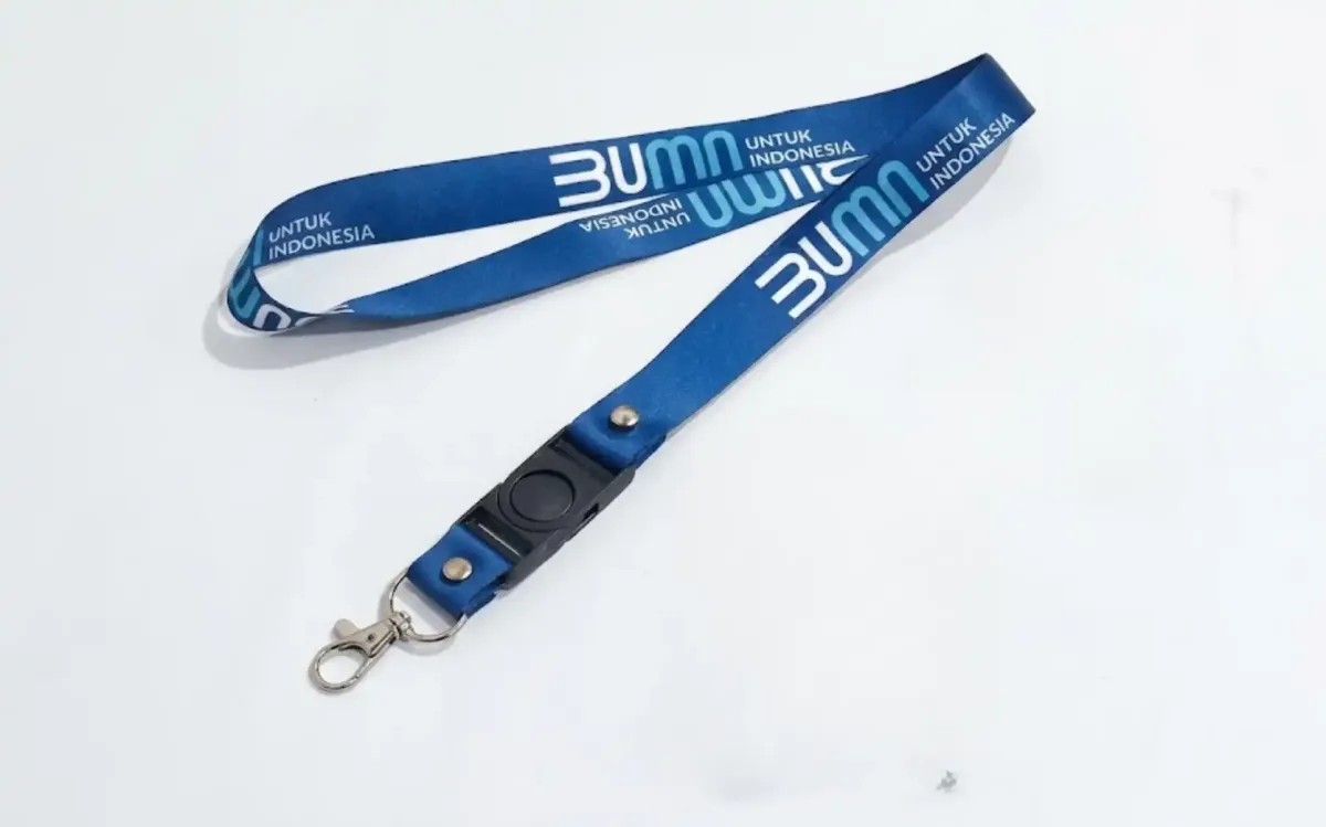 Desain Lanyard BUMN Warna Biru Corporate