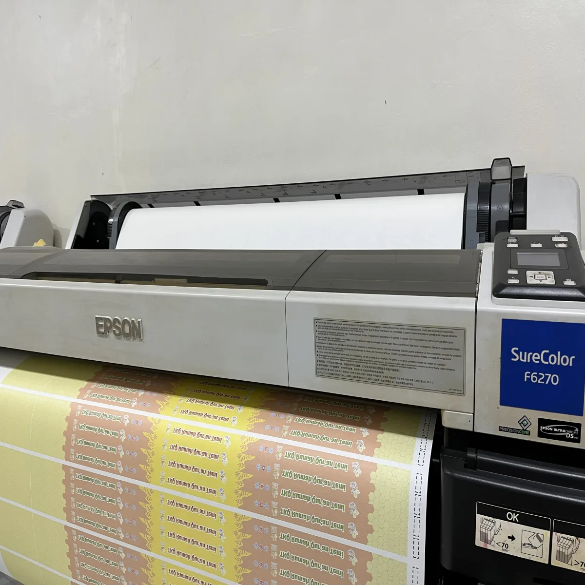 Proses printing lanyard full colour menggunakan Epson SureColor F6270